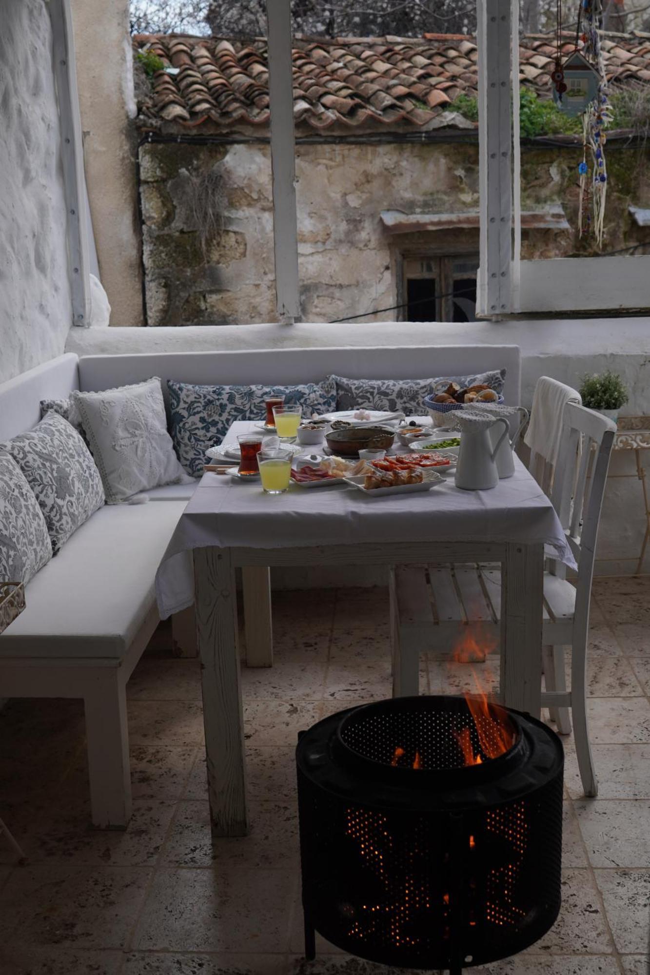 Yukari Sokak Vip Butik Otel Alaçatı Eksteriør billede